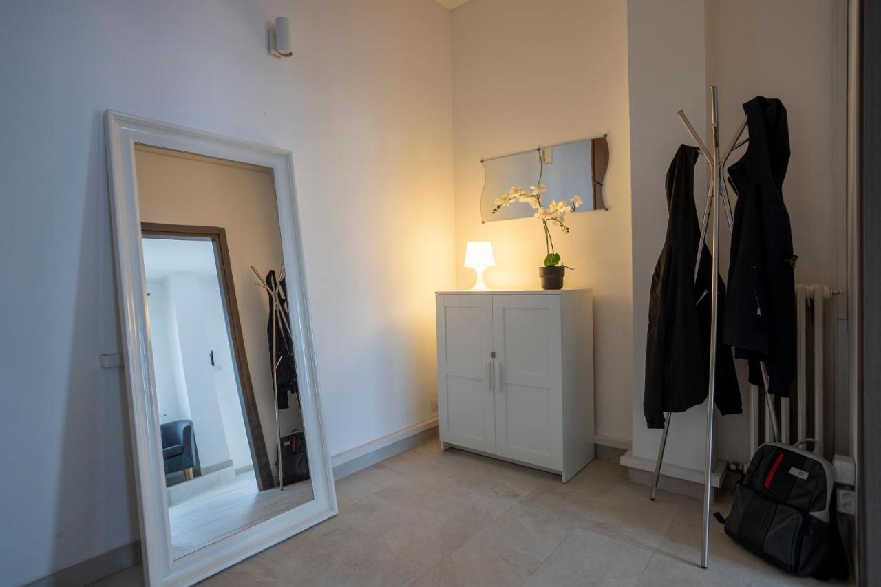 Tortona -navigli Free Parking Penthouse Con Wifi * Milán